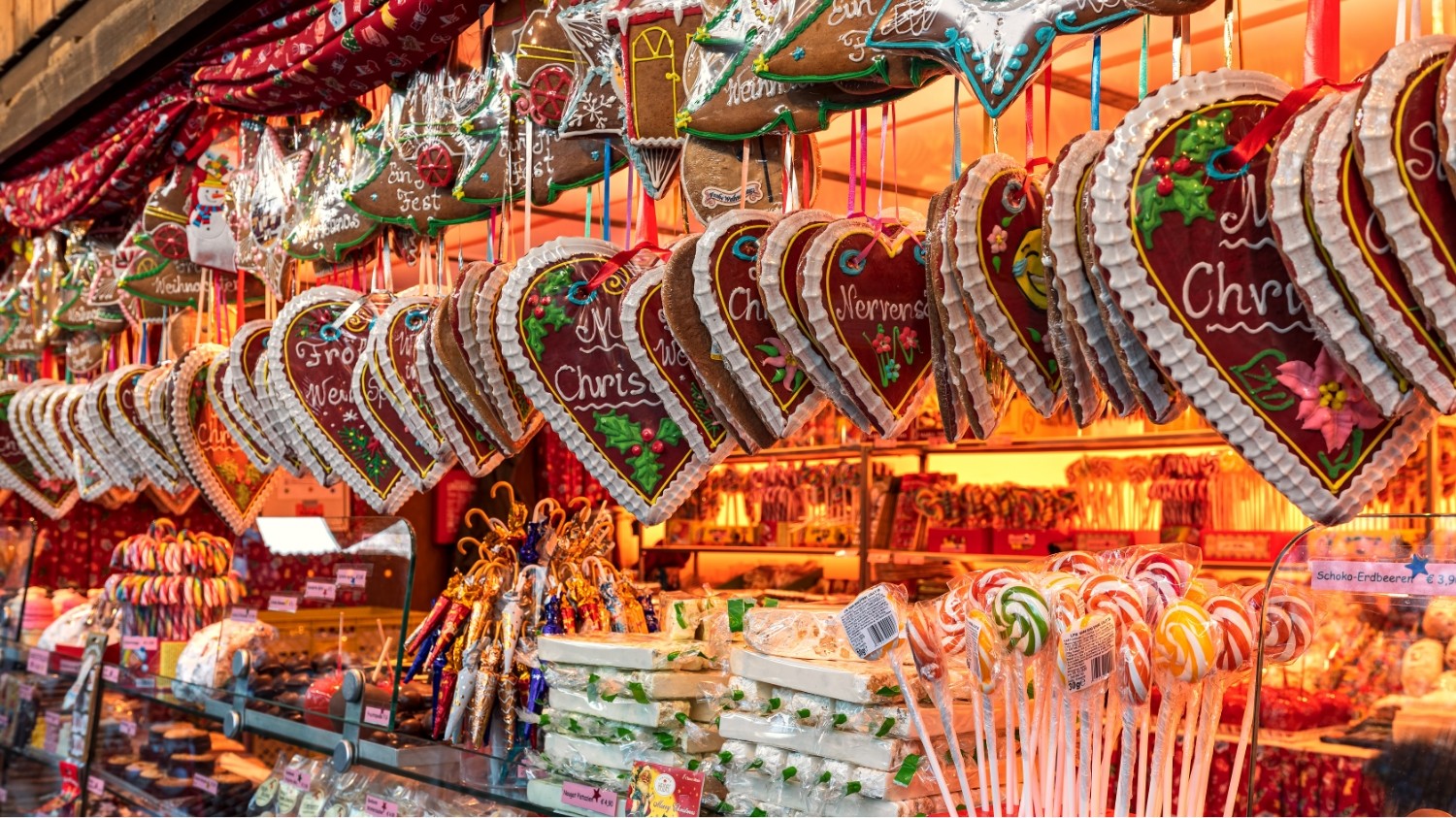 Essen und Trinken auf den Wiener Weihnachtsmärkten